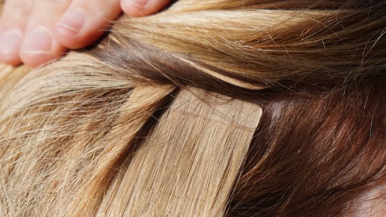 Best Fashion Tips for Invisible Tape-In Hair Extensions